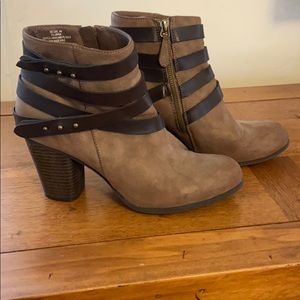 Brown MADDEN GIRL booties